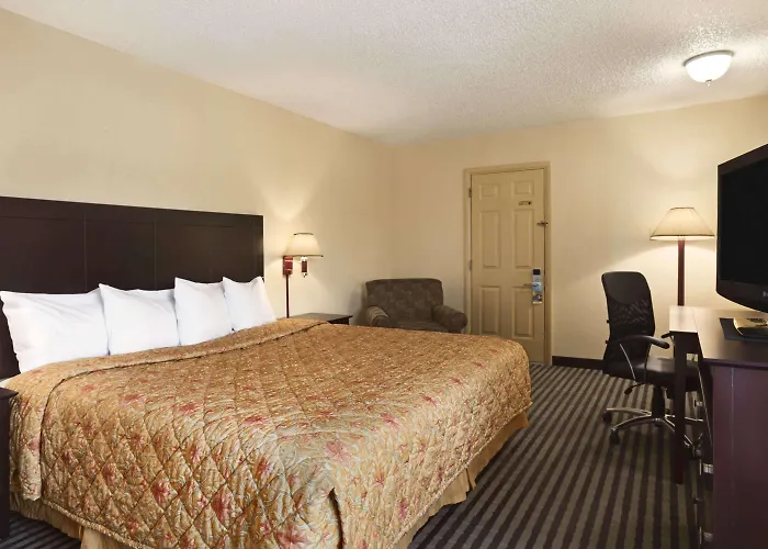 Days By Wyndham Champaign/urbana Motel
